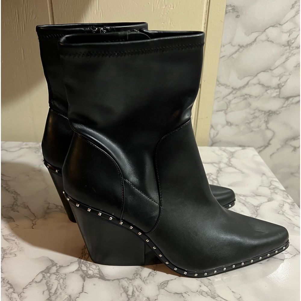 Charles By Charles David Varick Bootie Size 11 - Picture 2 of 9